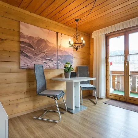 Ferienwohnungen Alpentraum - Landhaus Am Baechle Oberstdorf Exterior photo