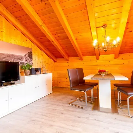 Ferienwohnungen Alpentraum - Landhaus Am Baechle Oberstdorf Exterior photo