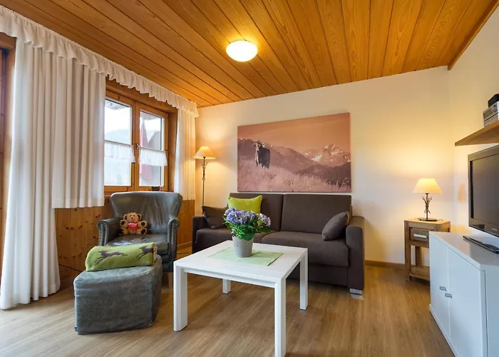 Ferienwohnungen Alpentraum - Landhaus Am Baechle
